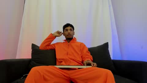 Snapshot of thiagoferreti_ chatting on November 1, 7:38 pm ThiagoFerreti online show from November 1, 7:38 pm