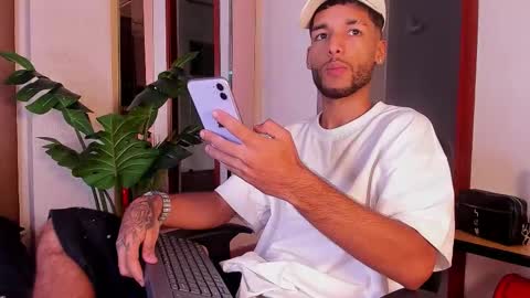 ThiagoFerreti online show from March 20, 3:22 am