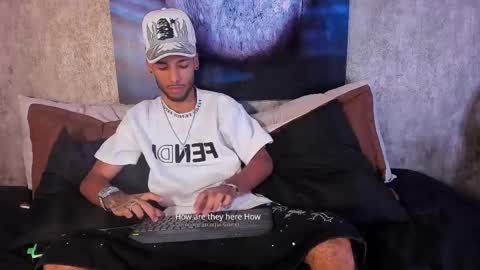ThiagoFerreti online show from May 7, 3:45 am
