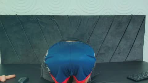 Snapshot of thiagos19 chatting on January 15, 7:34 pm Thiago online show from January 15, 7:34 pm