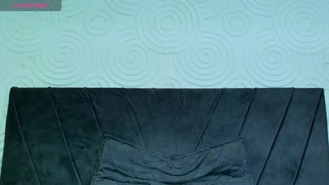 Snapshot of thiagos19 chatting on January 24, 11:23 pm Thiago online show from January 24, 11:23 pm