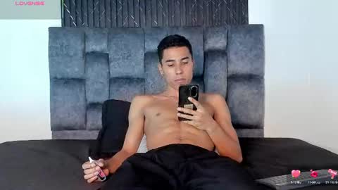 thiagosexy005 online show from July 26, 12:52 am