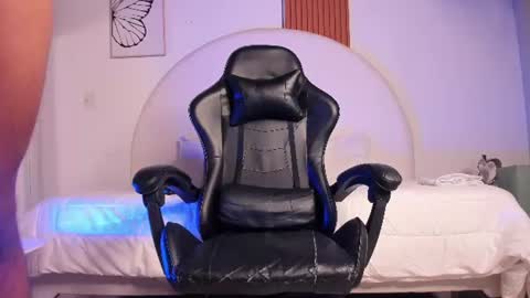 thiagovega_ online show from June 25, 5:23 am