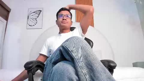 thiagovega_ online show from July 1, 3:30 am