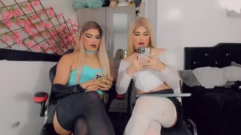 Snapshot of thiara_veky chatting on June 2, 7:16 pm Thiara online show from June 2, 7:16 pm
