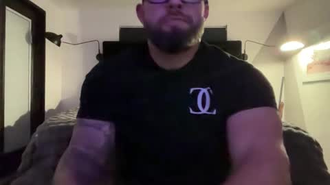 thiccbull12 online show from May 21, 10:44 am