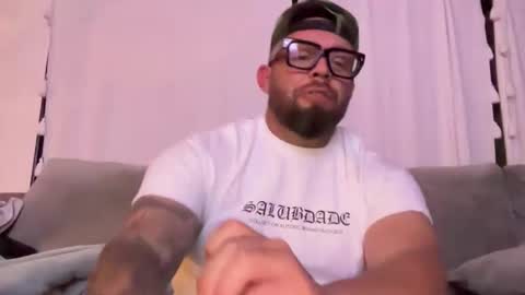 thiccbull12 online show from June 4, 9:48 am