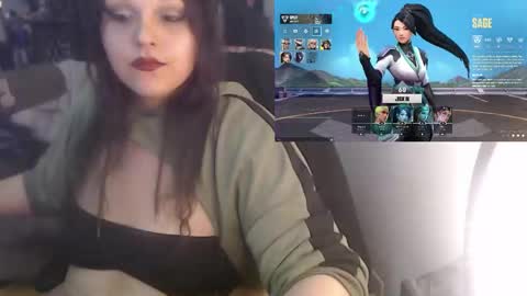 Snapshot of thiccfemme chatting on October 23, 3:17 am ThiccFemme online show from October 23, 3:17 am
