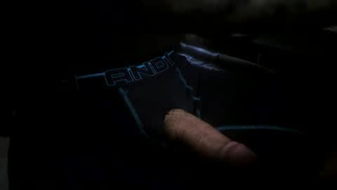 Snapshot of thicchogg chatting on March 8, 5:28 pm thicchogg online show from March 8, 5:28 pm