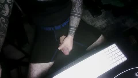 Snapshot of thicchogg chatting on March 10, 1:54 am thicchogg online show from March 10, 1:54 am