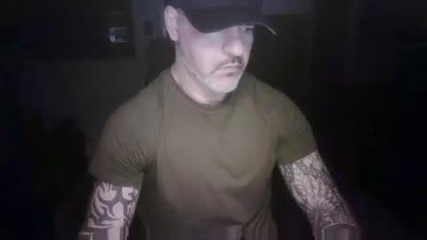 Snapshot of thicchogg chatting on March 12, 10:54 am thicchogg online show from March 12, 10:54 am