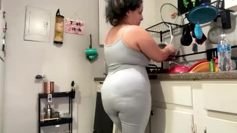 GinWitDaJuice online show from September 12, 9:15 pm