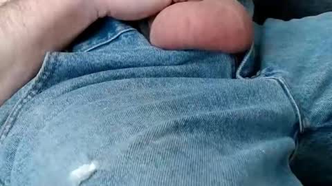 Snapshot of thick_dom chatting on March 29, 6:08 pm Thick Dom online show from March 29, 6:08 pm