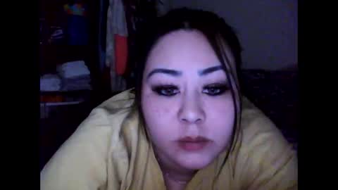 thickassazn93 online show from December 13, 6:59 pm