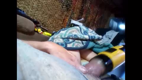 Snapshot of thickcock00088 chatting on January 7, 9:40 am thickcock00088 online show from January 7, 9:40 am