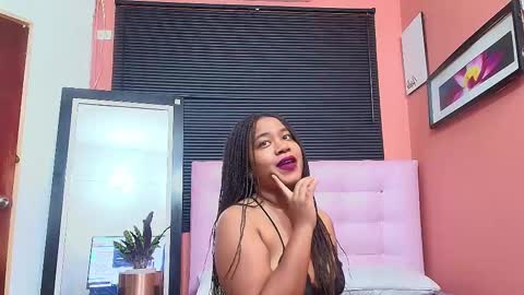 thickeebonyy online show from January 7, 7:28 pm