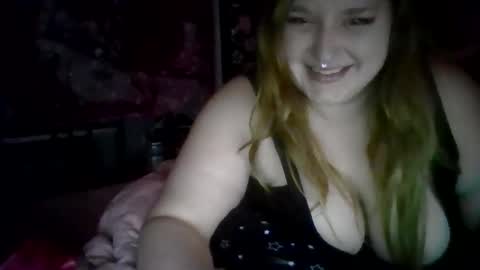 Snapshot of thickgingergoddess chatting on November 29, 11:13 am Ariel online show from November 29, 11:13 am