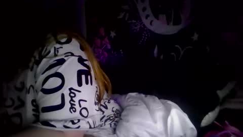 Snapshot of thickgingergoddess chatting on December 3, 5:15 am Ariel online show from December 3, 5:15 am