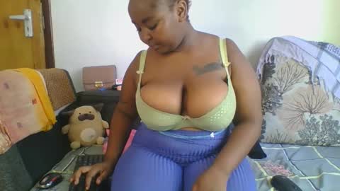 thickie_ online show from November 16, 4:29 am