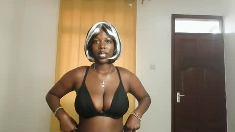 Snapshot of thickiie chatting on October 26, 2:45 pm thickiie online show from October 26, 2:45 pm