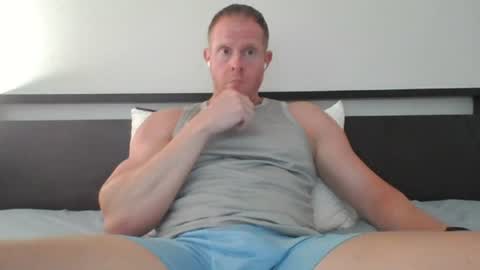 thickkredd8 online show from July 31, 11:04 pm