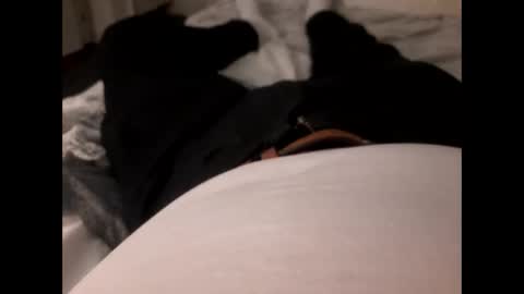 Snapshot of thicksingarters chatting on March 9, 11:03 pm thicksingarters online show from March 9, 11:03 pm