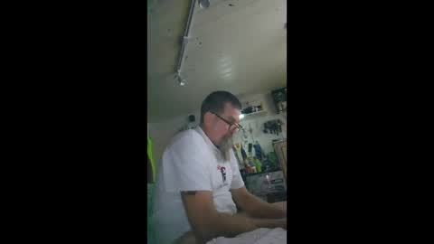 thickwhiteboydick online show from December 22, 7:49 am