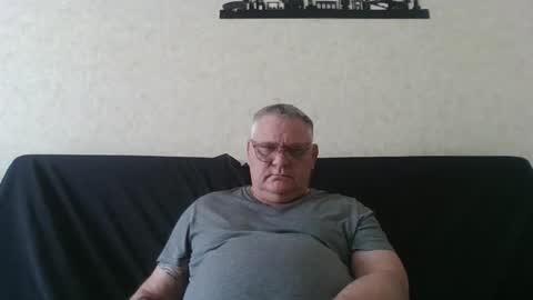 Thierrysymp online show from June 8, 3:56 pm