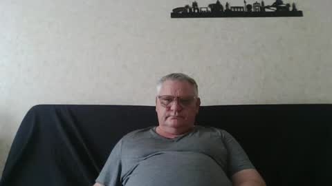 Thierrysymp online show from June 27, 3:39 pm