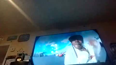 Snapshot of thiggy69 chatting on December 24, 6:44 am lola...and...thiggy online show from December 24, 6:44 am