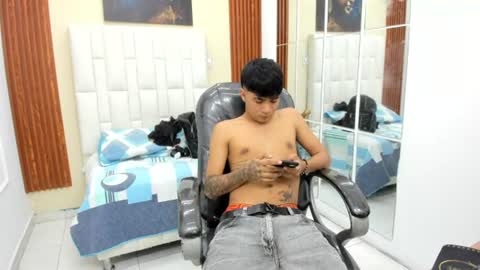  THIAGO COLLINS  online show from June 26, 8:35 pm