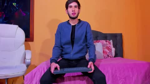 Thiiago online show from December 7, 12:56 pm