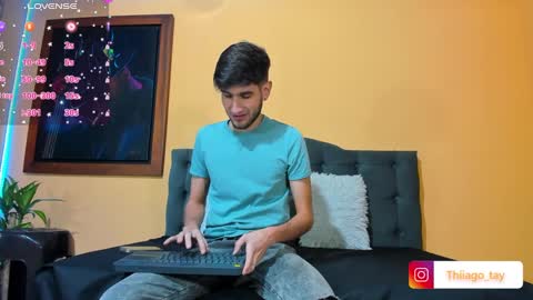 Thiiago online show from December 17, 8:32 pm