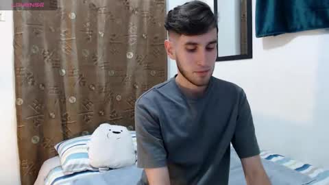 Thiiago online show from October 3, 11:35 pm