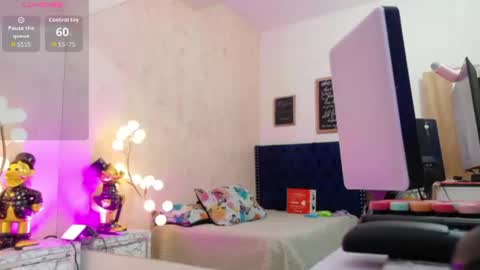 Eva  online show from June 15, 12:07 pm