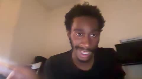 Snapshot of thirdlegkenny chatting on November 19, 1:49 am thirdlegkenny online show from November 19, 1:49 am