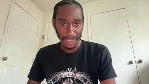 Snapshot of thirdlegkenny chatting on December 1, 5:07 pm thirdlegkenny online show from December 1, 5:07 pm