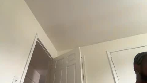 Snapshot of thirdlegkenny chatting on December 2, 7:20 pm thirdlegkenny online show from December 2, 7:20 pm