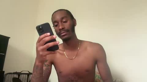 Snapshot of thirdlegkenny chatting on December 4, 2:37 pm thirdlegkenny online show from December 4, 2:37 pm