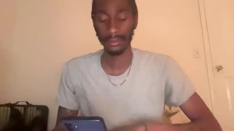 Snapshot of thirdlegkenny chatting on December 16, 5:34 am thirdlegkenny online show from December 16, 5:34 am