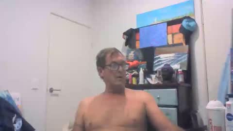 Snapshot of thisiswatiwant chatting on February 3, 4:14 am thisiswatiwant online show from February 3, 4:14 am