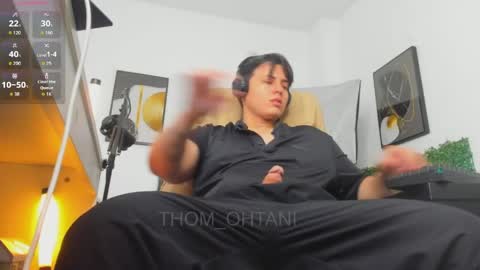 thom_ohtani online show from May 12, 5:54 pm