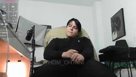 thom_ohtani online show from May 28, 6:49 pm