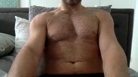 Snapshot of thomahawk215 chatting on March 26, 5:24 am thomahawk215 online show from March 26, 5:24 am