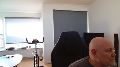 Snapshot of thomas315627 chatting on March 4, 1:50 pm thomas315627 online show from March 4, 1:50 pm