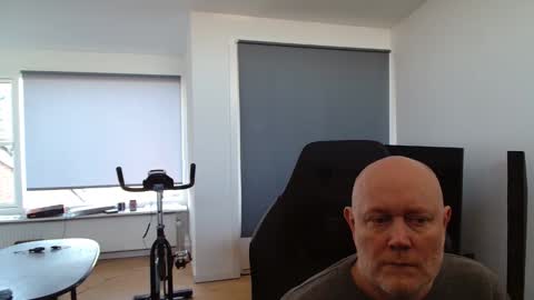 Snapshot of thomas315627 chatting on March 5, 11:06 am thomas315627 online show from March 5, 11:06 am