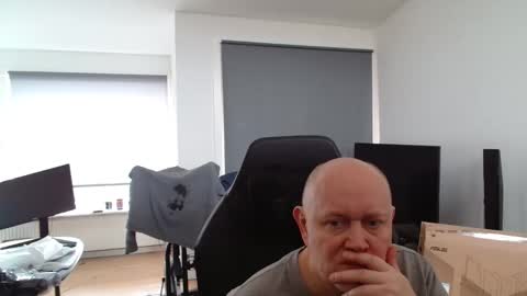 Snapshot of thomas315627 chatting on March 16, 11:58 am thomas315627 online show from March 16, 11:58 am