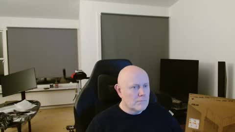 Snapshot of thomas315627 chatting on March 21, 8:23 pm thomas315627 online show from March 21, 8:23 pm