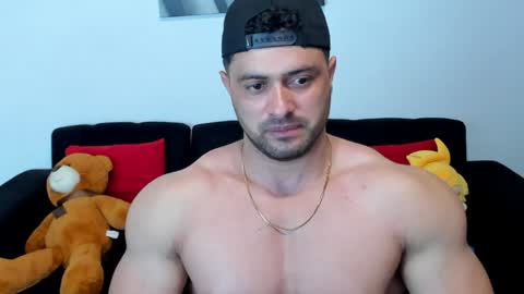 Thomas Brandon online show from February 1, 7:05 am