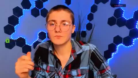 thomas_crow online show from February 4, 9:37 am